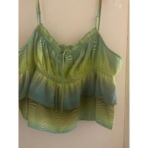 NWT green ombre summer crop top adjustable spaghetti straps